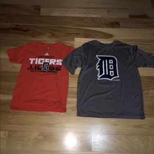 2 Detroit Tigers youth shirts